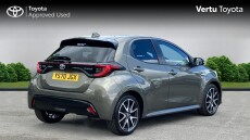 Toyota Yaris 1.5 Hybrid Dynamic 5dr CVT Hybrid Hatchback